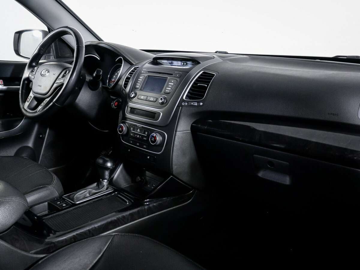 Kia Sorento с пробегом — 2017 год. Фото: #8