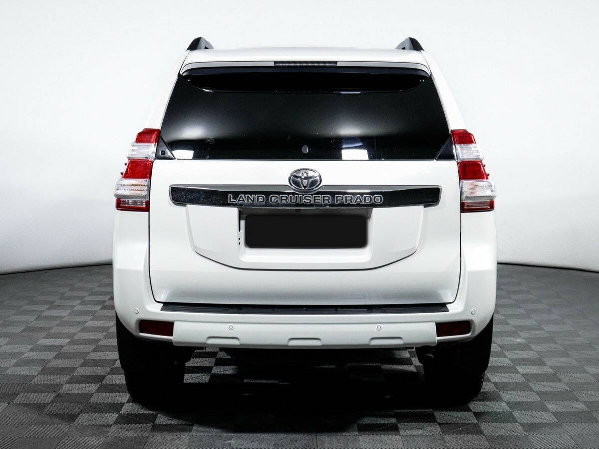 Toyota Land Cruiser Prado с пробегом — 2016 год. Фото: #5