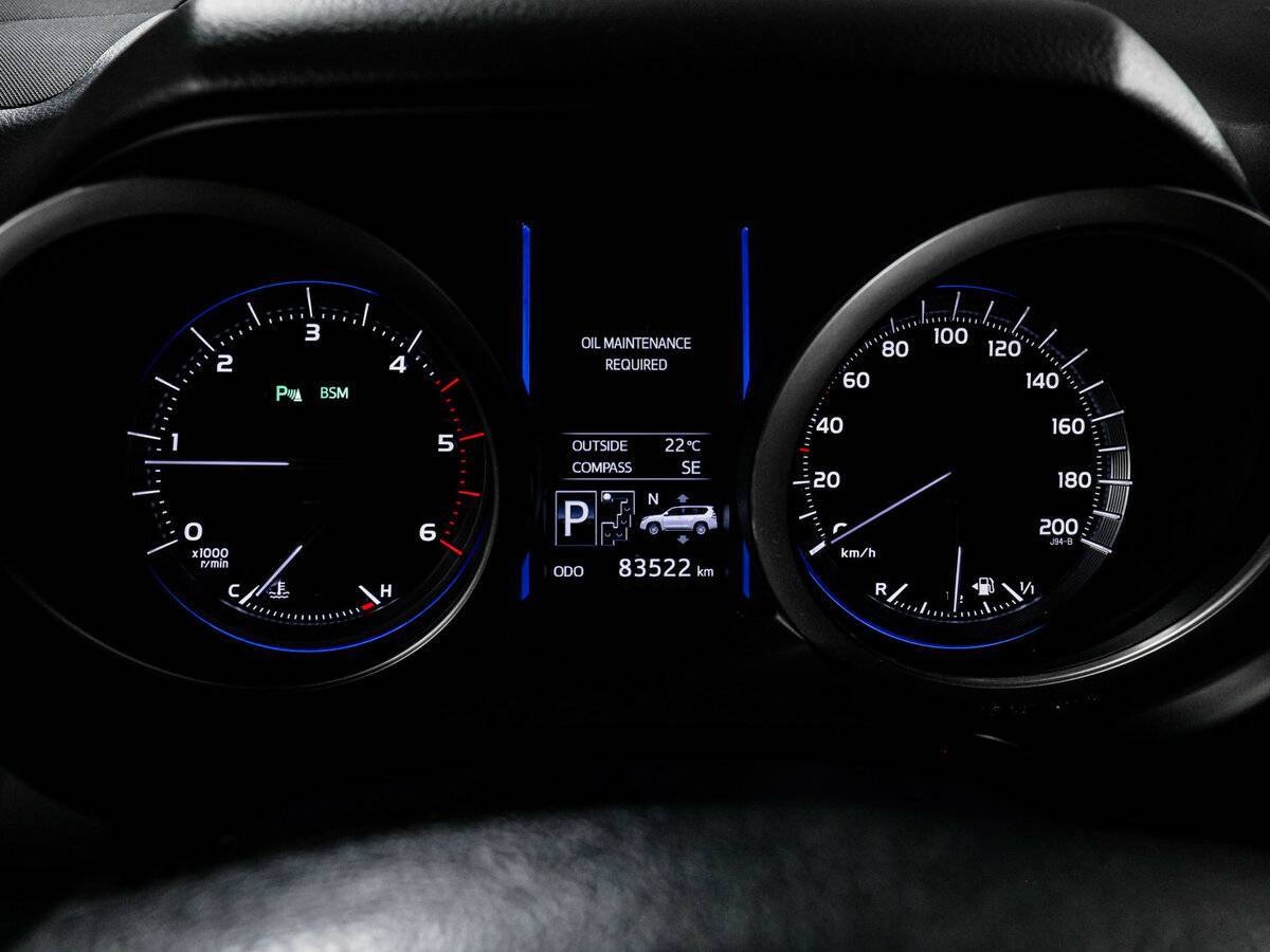 Toyota Land Cruiser Prado с пробегом — 2016 год. Фото: #10