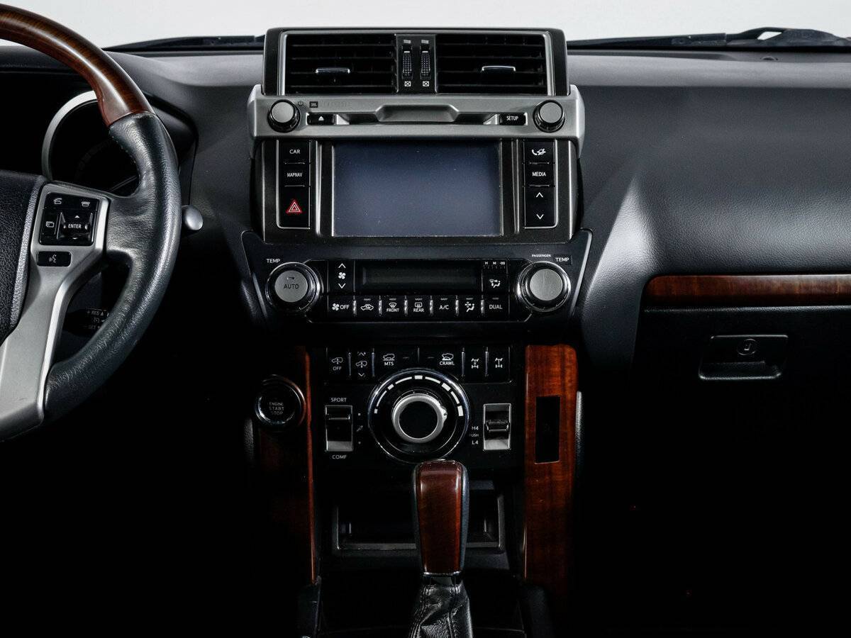 Toyota Land Cruiser Prado с пробегом — 2016 год. Фото: #12