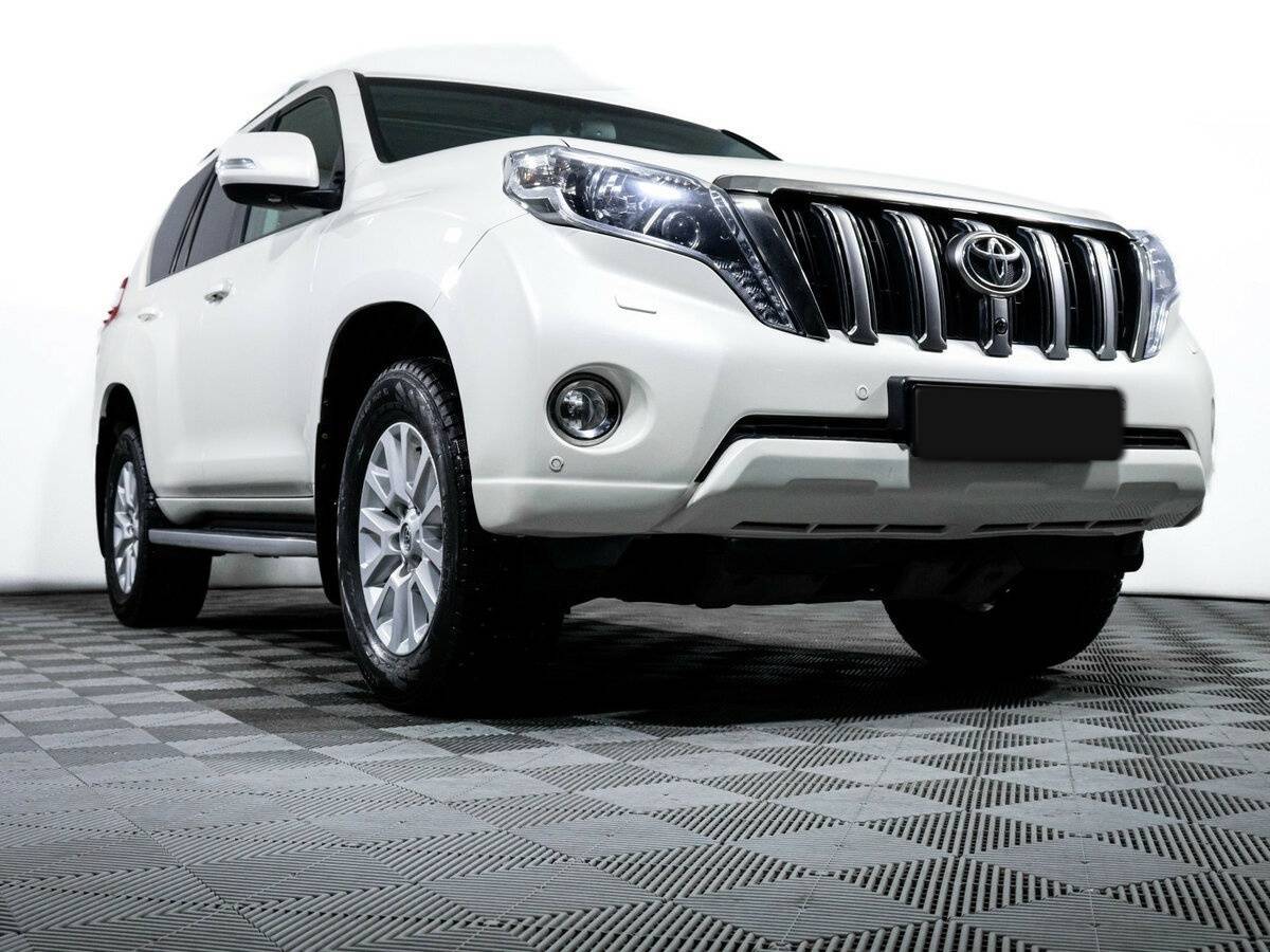 Toyota Land Cruiser Prado с пробегом — 2016 год. Фото: #17