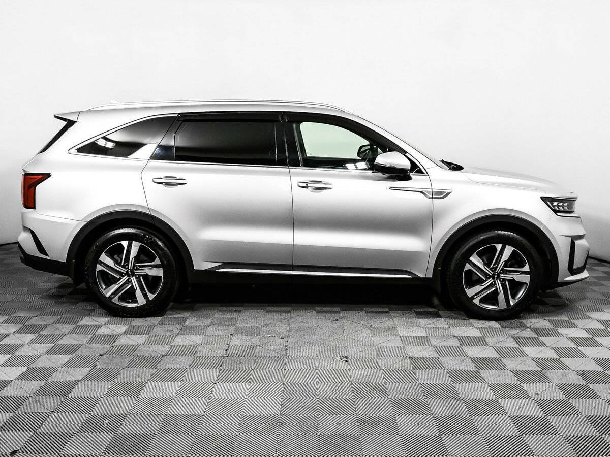 Kia Sorento с пробегом — 2022 год. Фото: #3