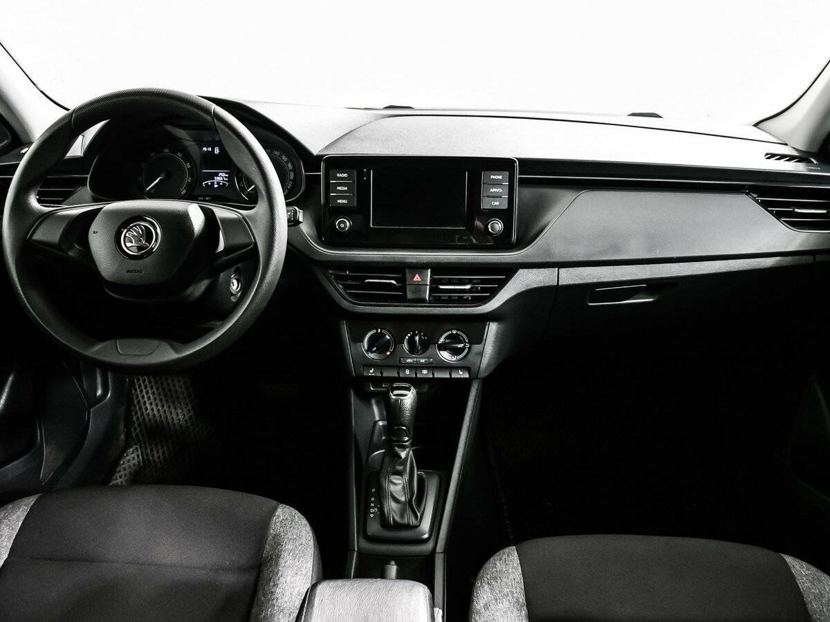 Skoda Rapid с пробегом — 2021 год. Фото: #10