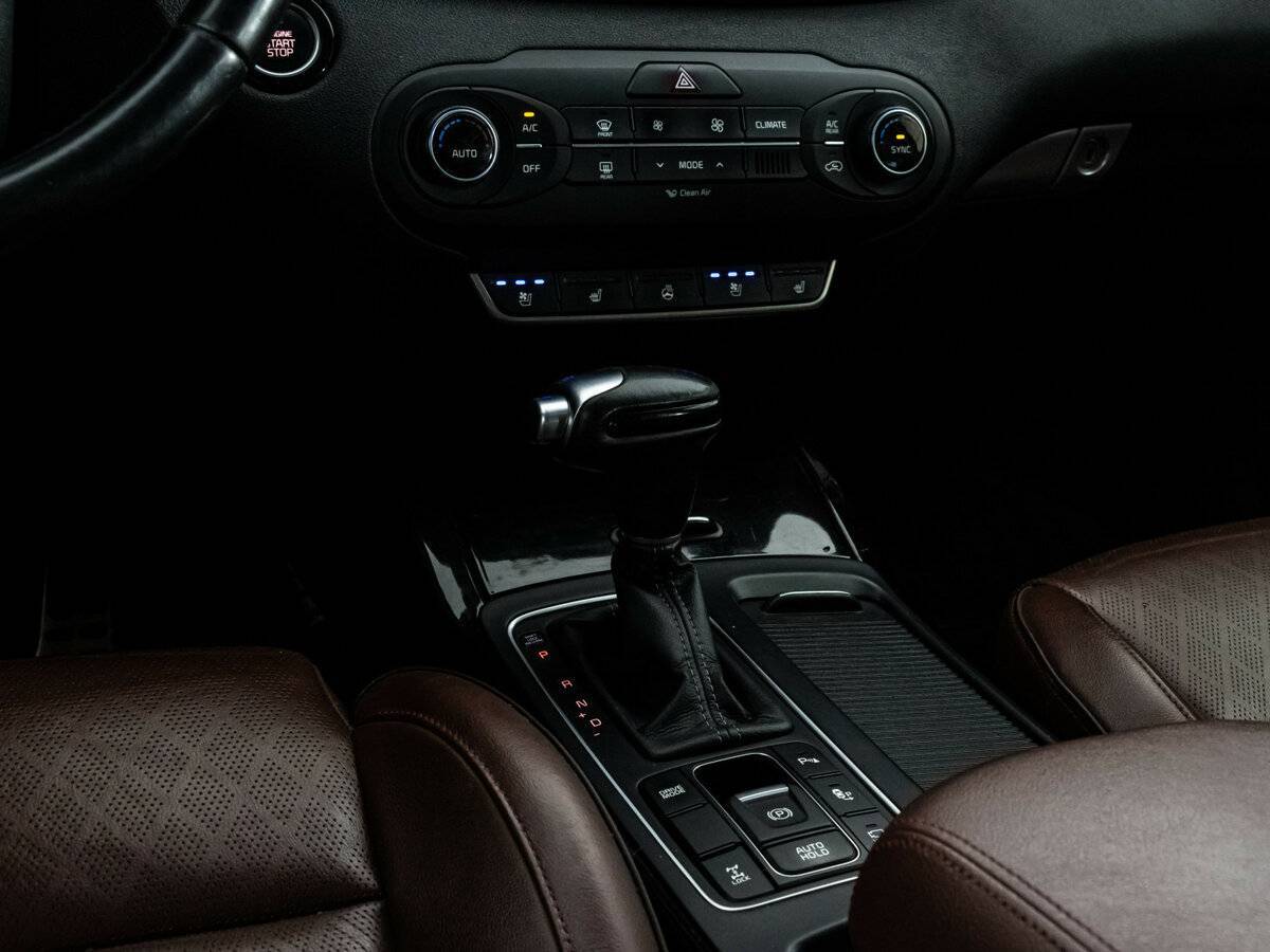 Kia Sorento с пробегом — 2016 год. Фото: #13