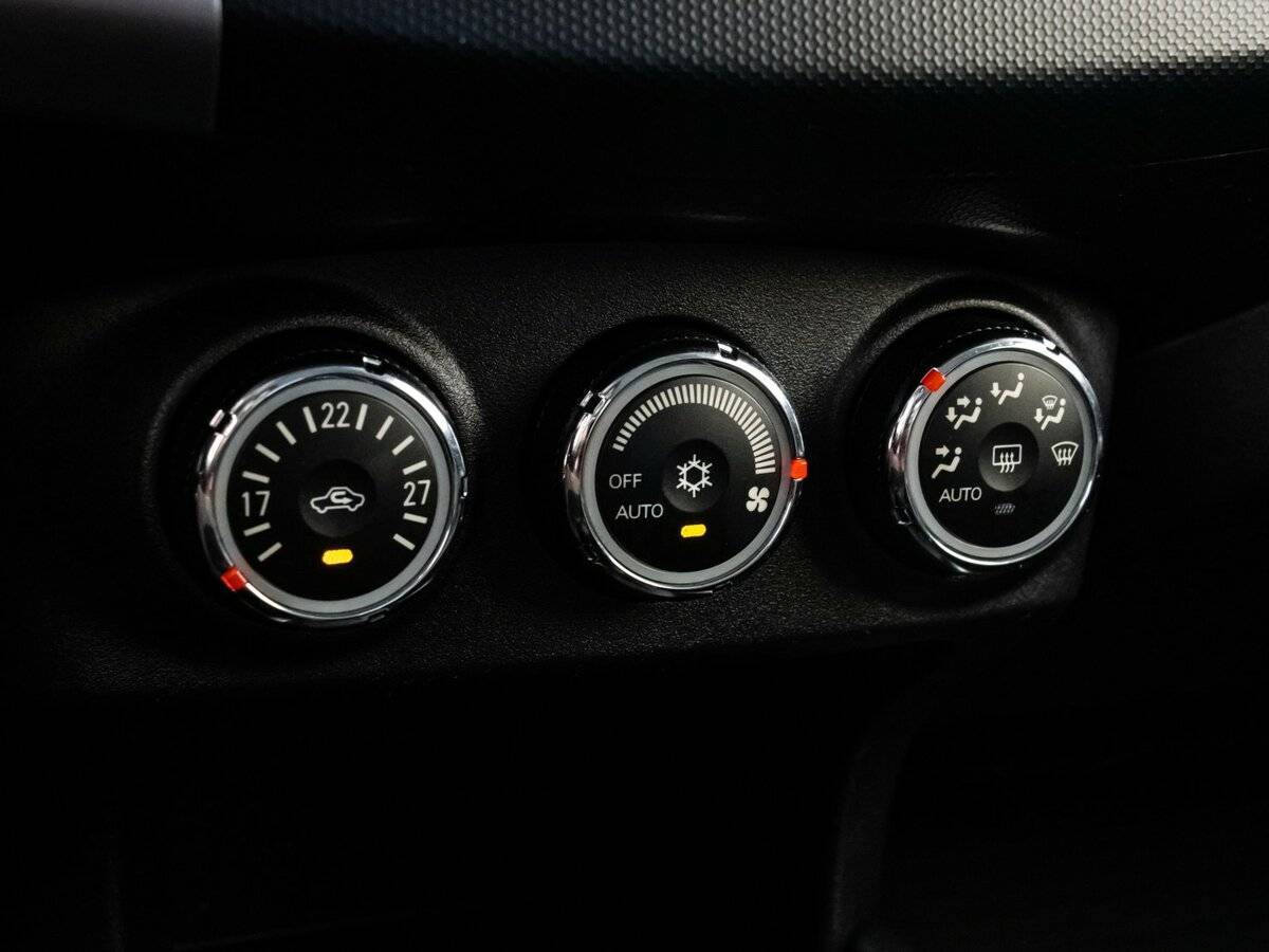 Mitsubishi Outlander с пробегом — 2010 год. Фото: #13