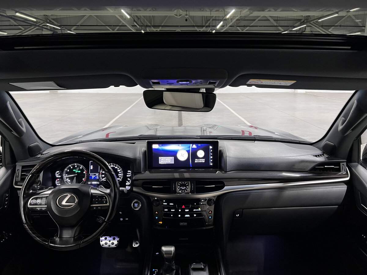 Lexus LX с пробегом — 2017 год. Фото: #13