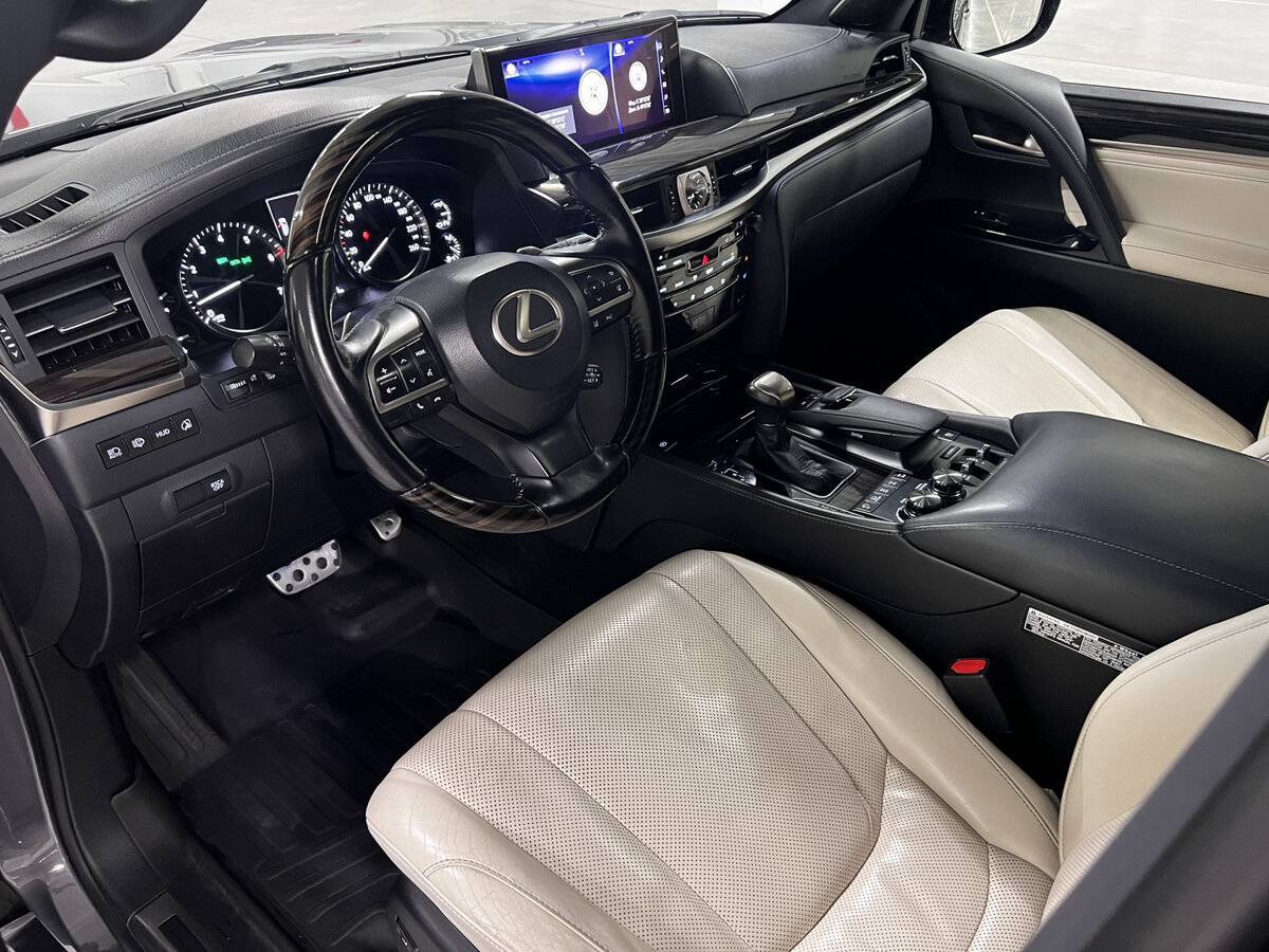Lexus LX с пробегом — 2017 год. Фото: #15