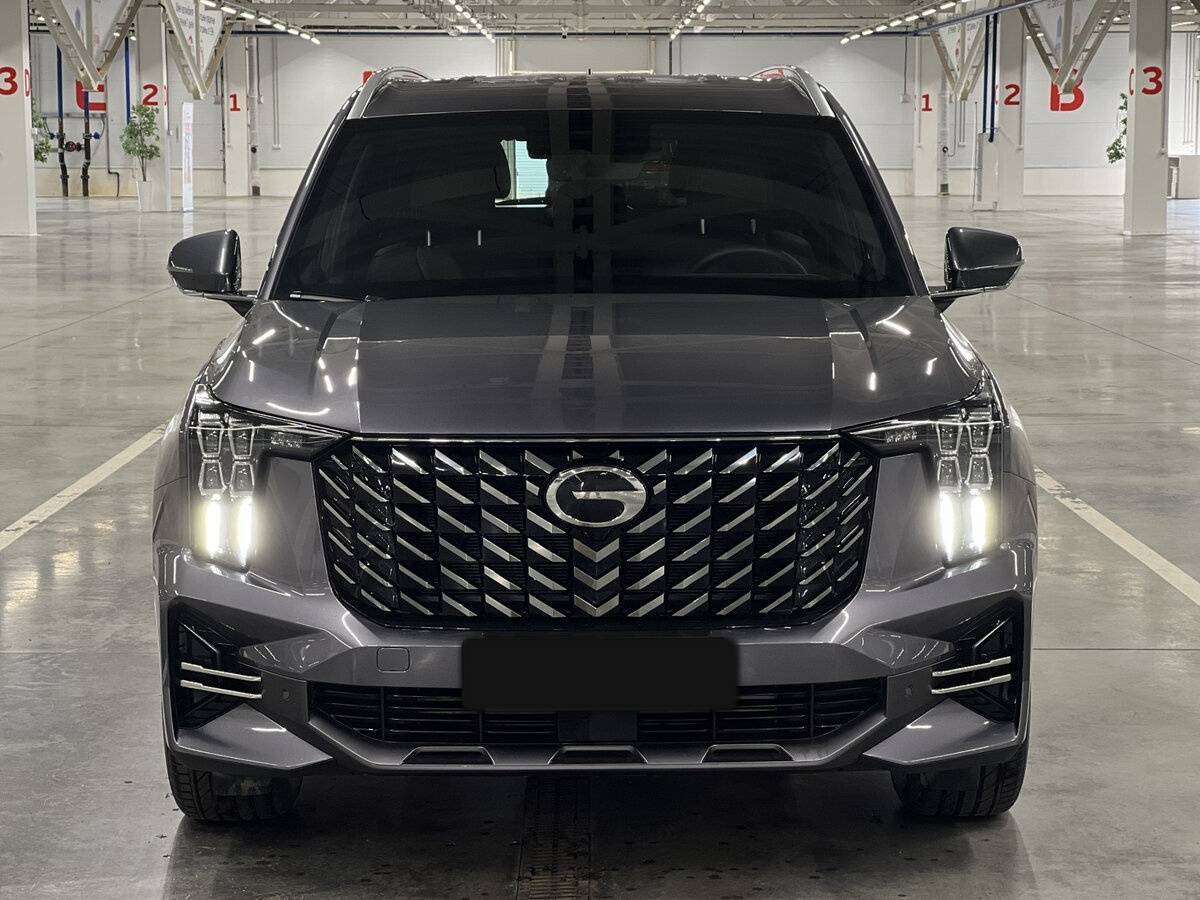 GAC GS8 с пробегом — 2024 год. Фото: #1