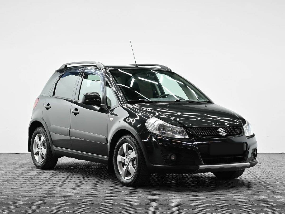 Suzuki SX4 с пробегом — 2011 год. Фото: #2
