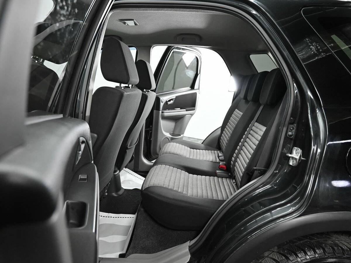 Suzuki SX4 с пробегом — 2011 год. Фото: #13