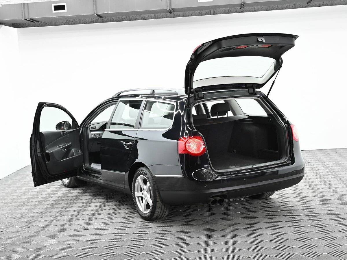 Volkswagen Passat с пробегом — 2010 год. Фото: #4