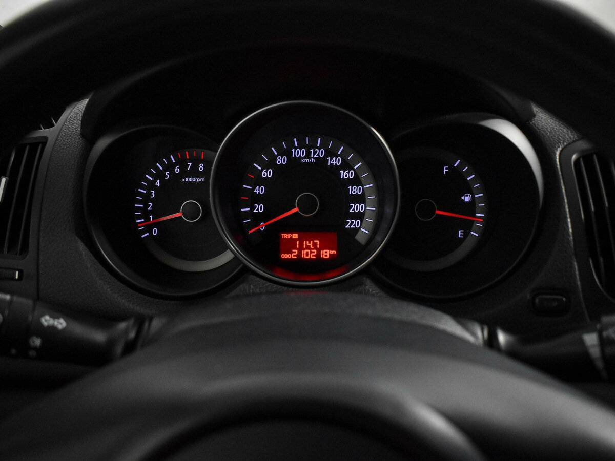 Kia Cerato с пробегом — 2010 год. Фото: #16