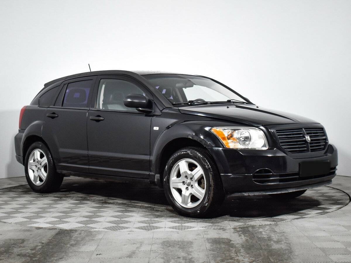 Dodge Caliber с пробегом — 2007 год. Фото: #2