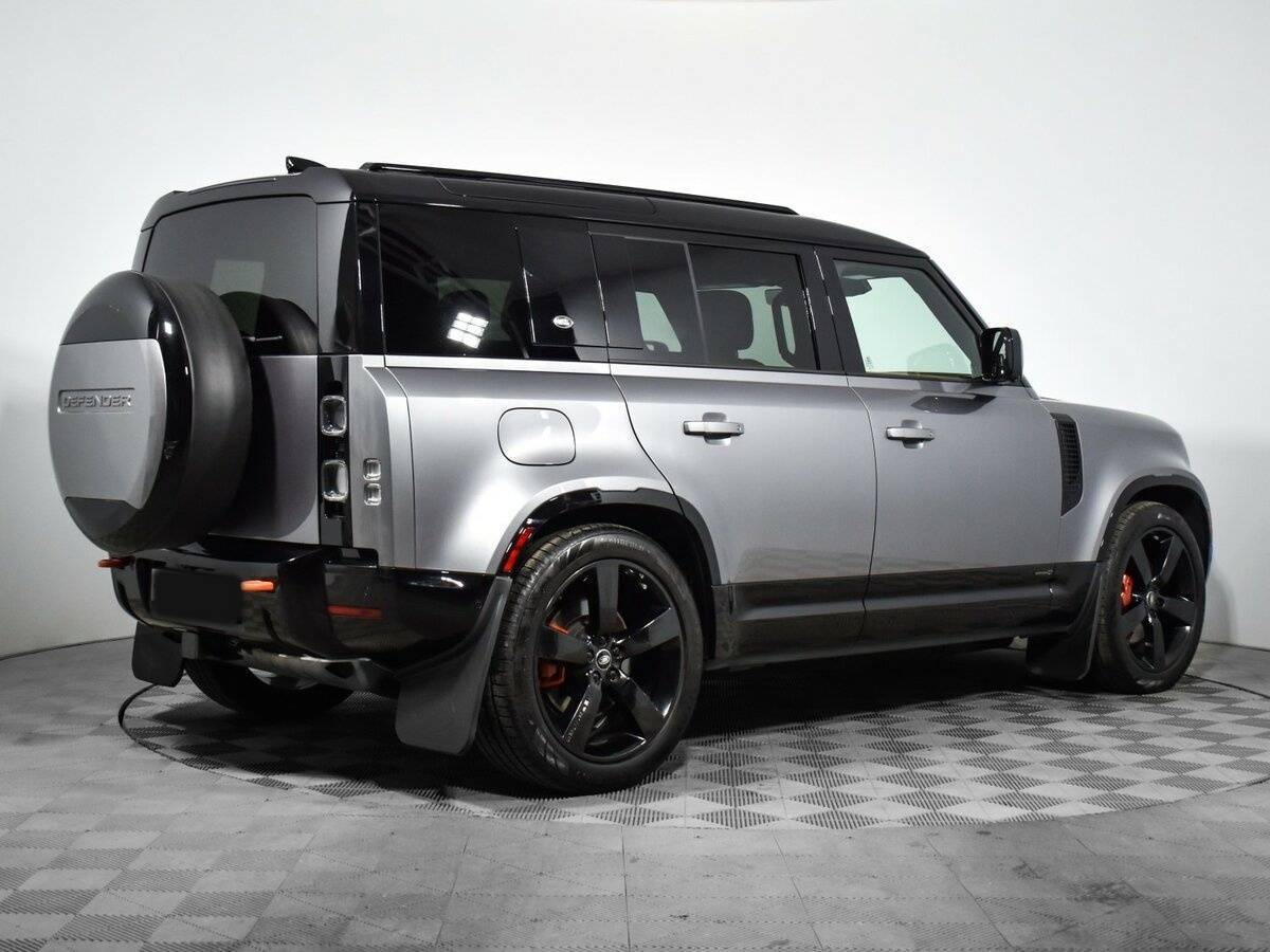 Land Rover Defender с пробегом — 2023 год. Фото: #4