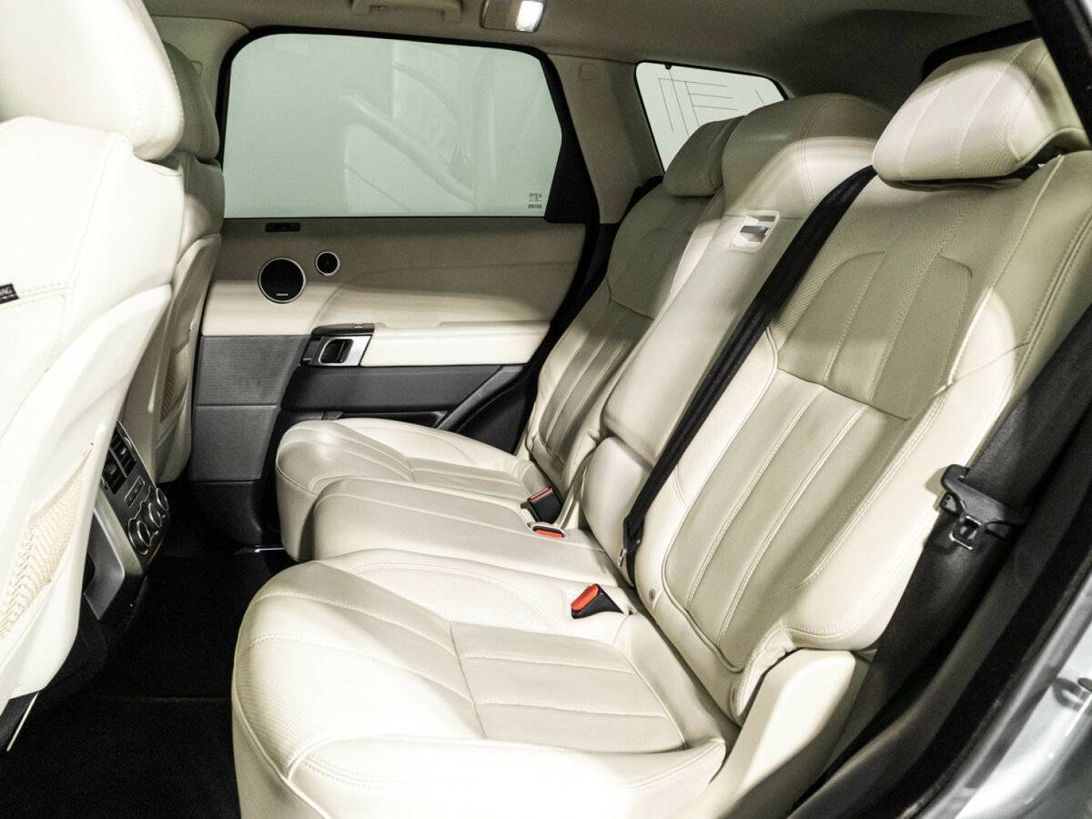 Land Rover Range Rover Sport с пробегом — 2013 год. Фото: #9