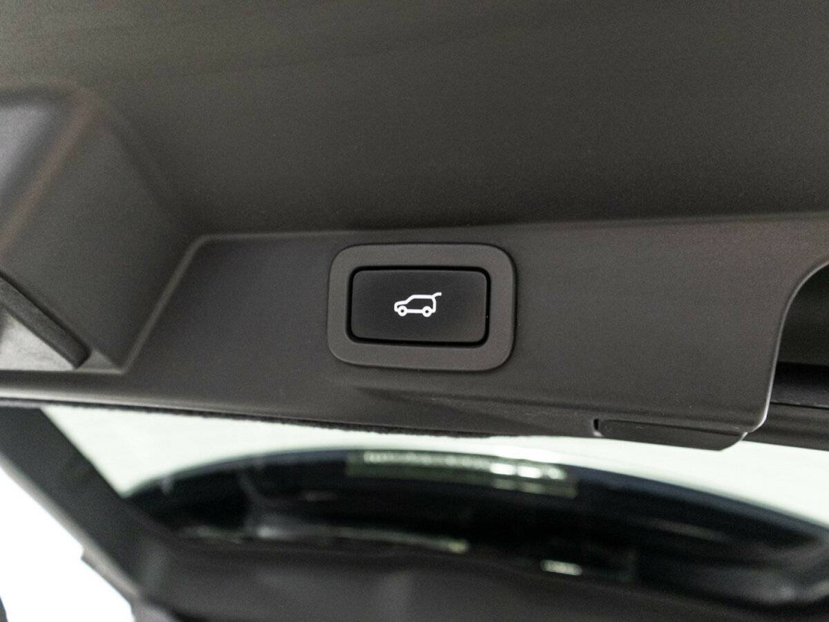 Land Rover Range Rover Sport с пробегом — 2013 год. Фото: #15