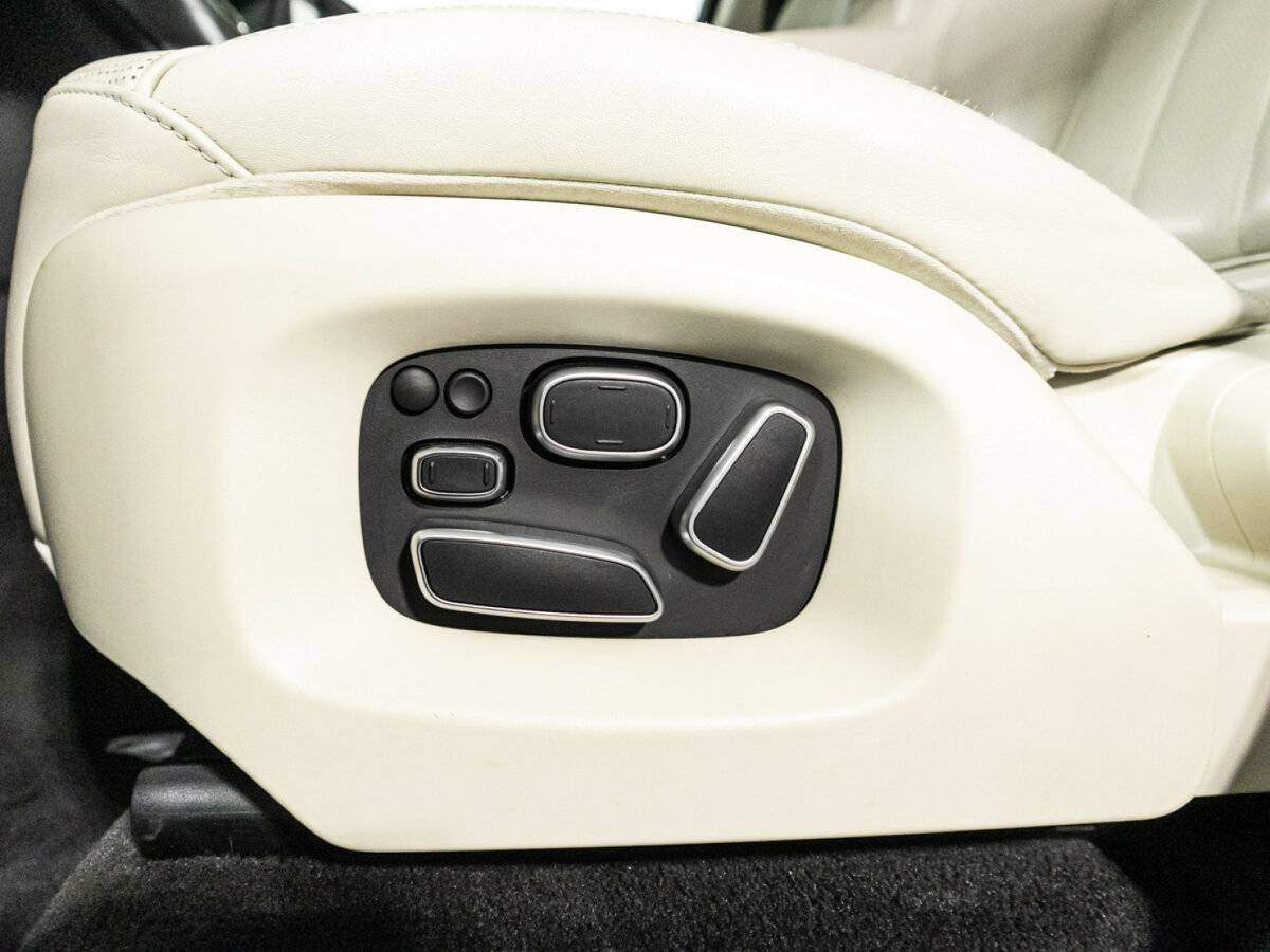 Land Rover Range Rover Sport с пробегом — 2013 год. Фото: #18