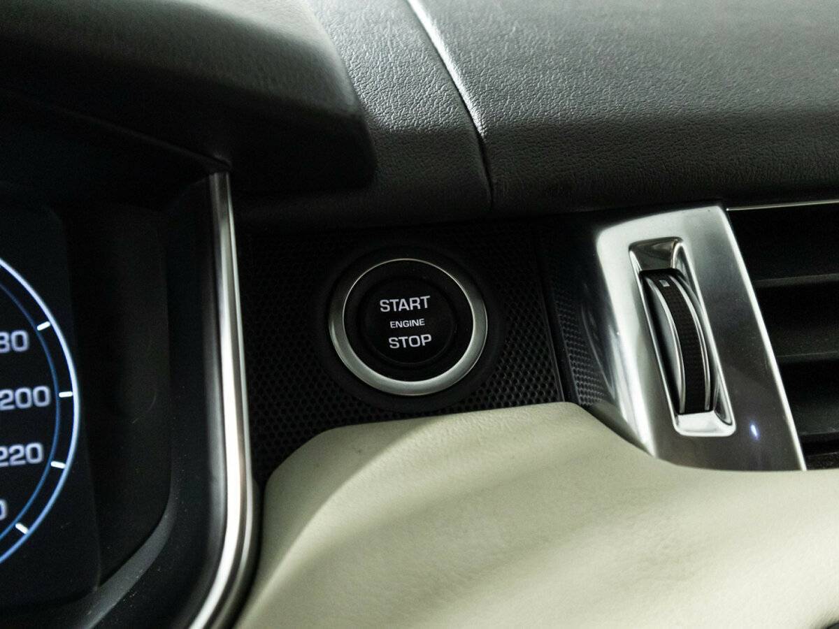 Land Rover Range Rover Sport с пробегом — 2013 год. Фото: #23