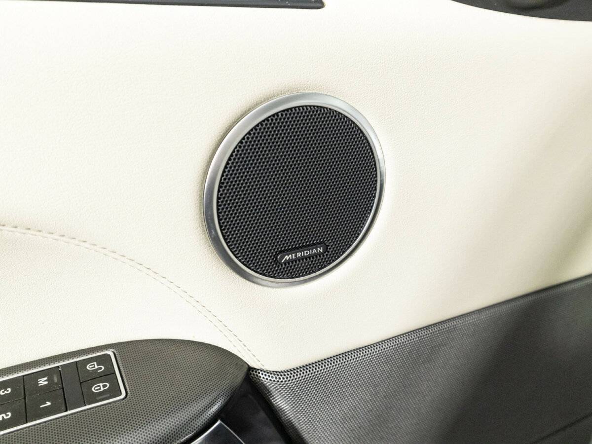 Land Rover Range Rover Sport с пробегом — 2013 год. Фото: #24