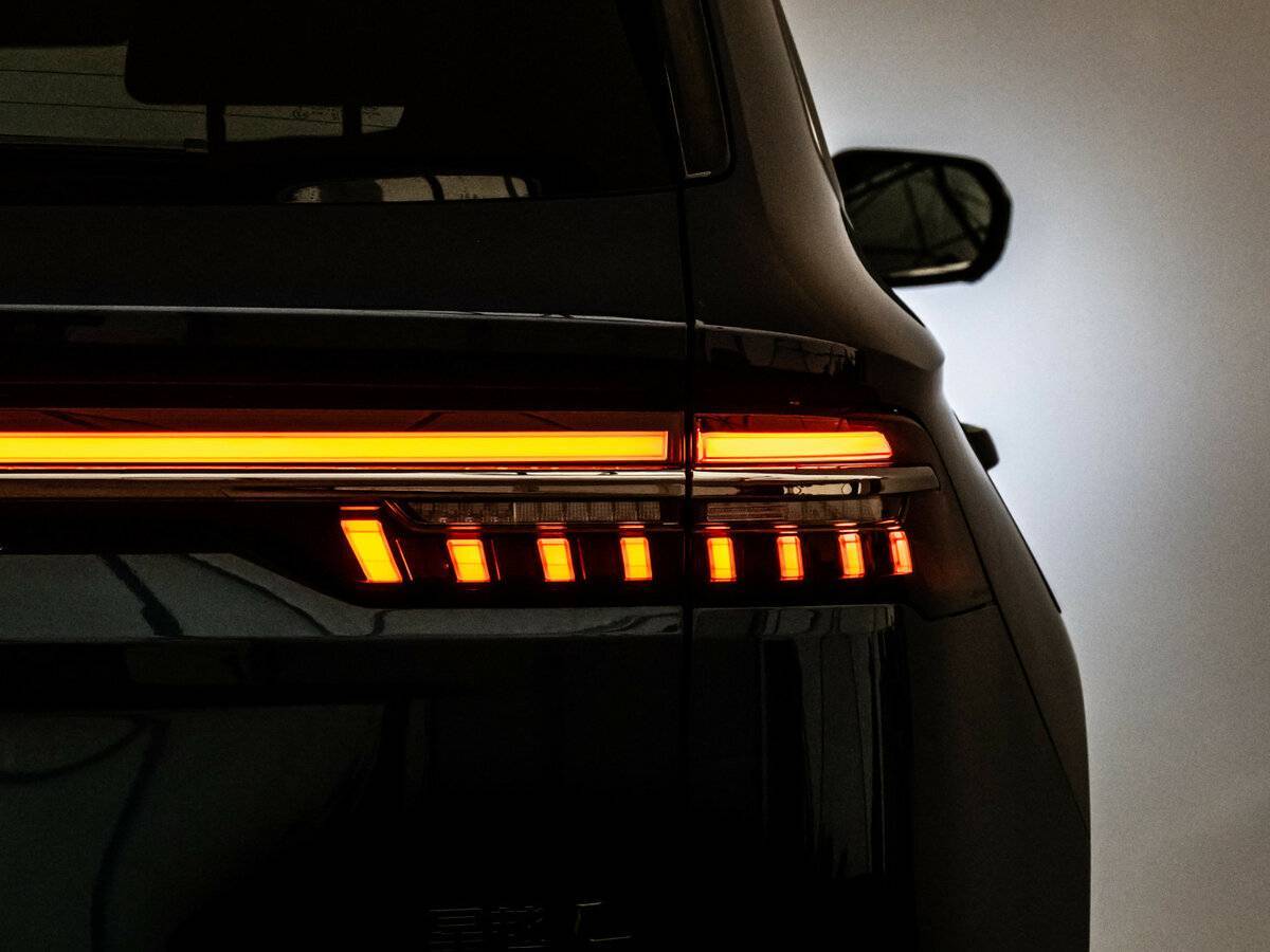 Geely Monjaro с пробегом — 2023 год. Фото: #8