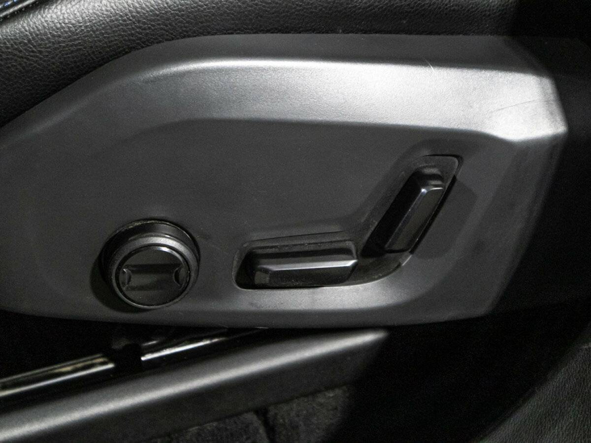 Volvo XC60 с пробегом — 2019 год. Фото: #15