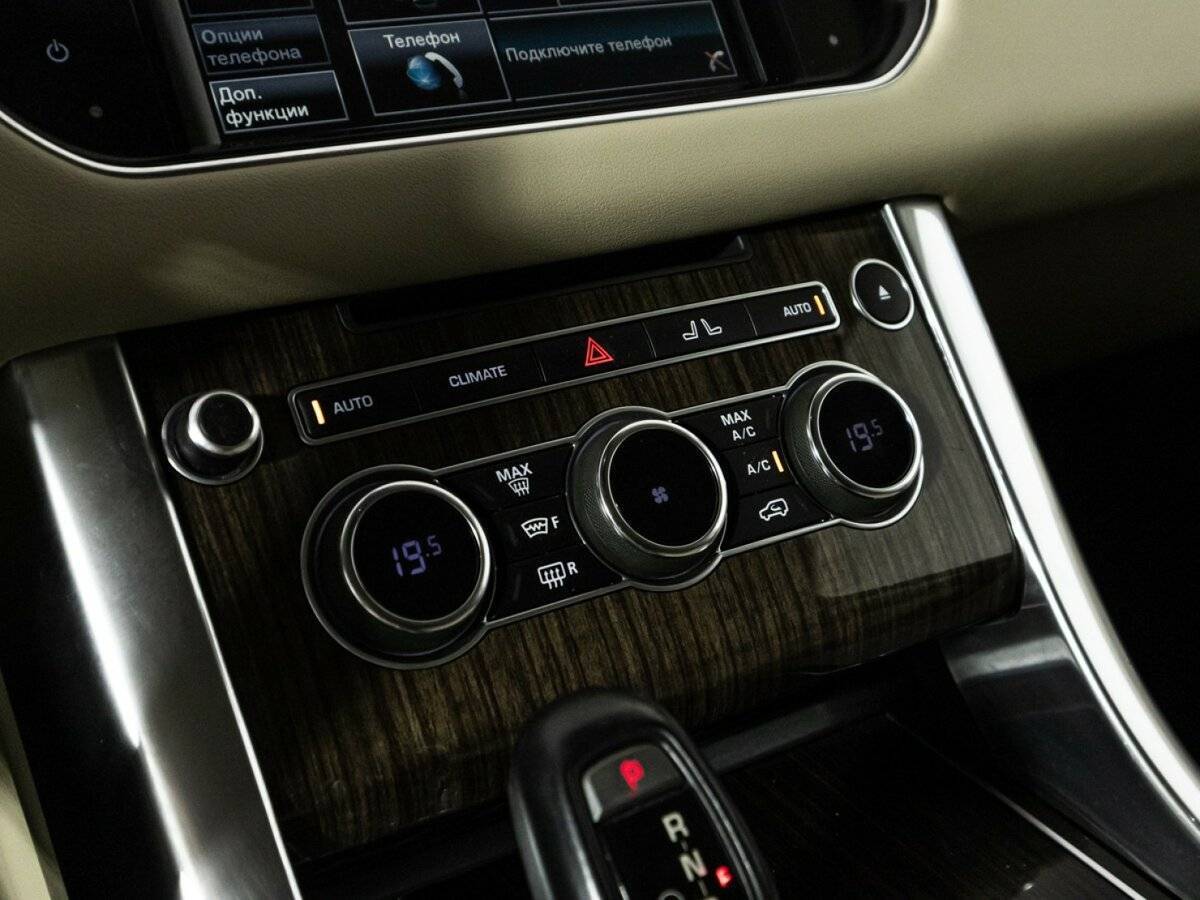 Land Rover Range Rover Sport с пробегом — 2014 год. Фото: #19