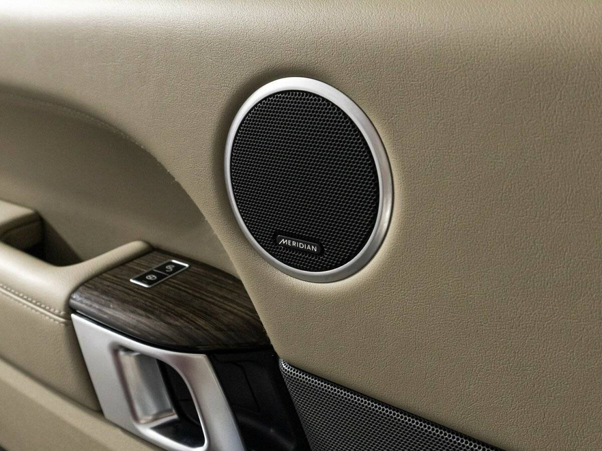 Land Rover Range Rover Sport с пробегом — 2014 год. Фото: #22