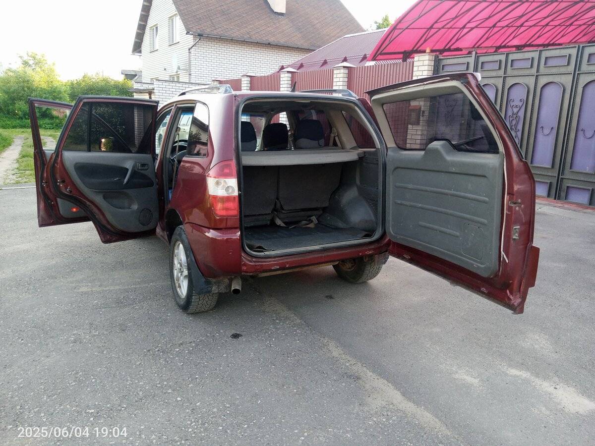 Chery Tiggo (T11) с пробегом — 2008 год. Фото: #10