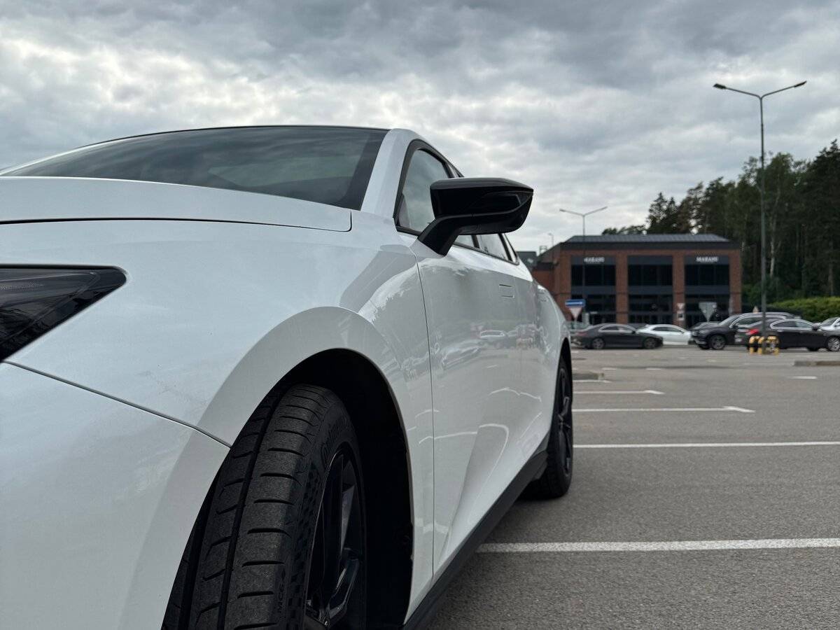 Changan UNI-V с пробегом — 2023 год. Фото: #5