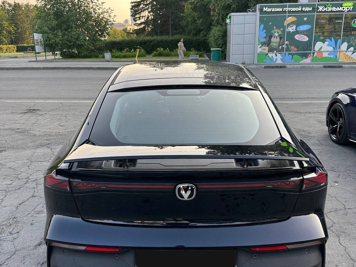 Changan UNI-V с пробегом — 2023 год. Фото: #4