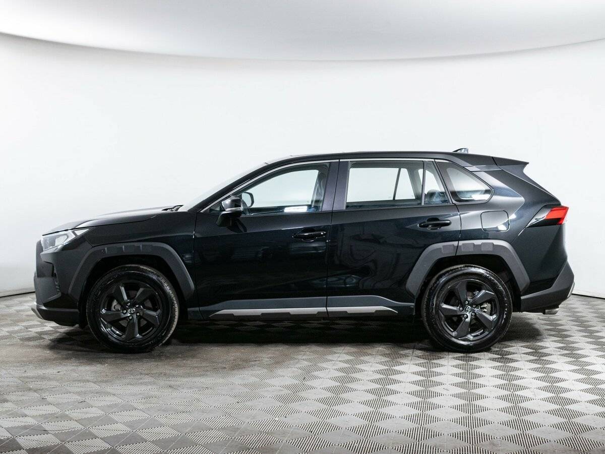 Toyota RAV4 с пробегом — 2023 год. Фото: #7