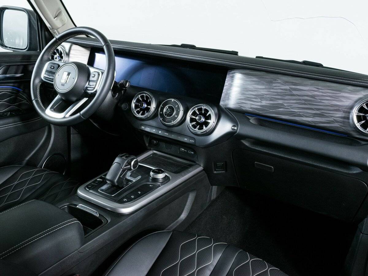 Tank 300 с пробегом — 2023 год. Фото: #9