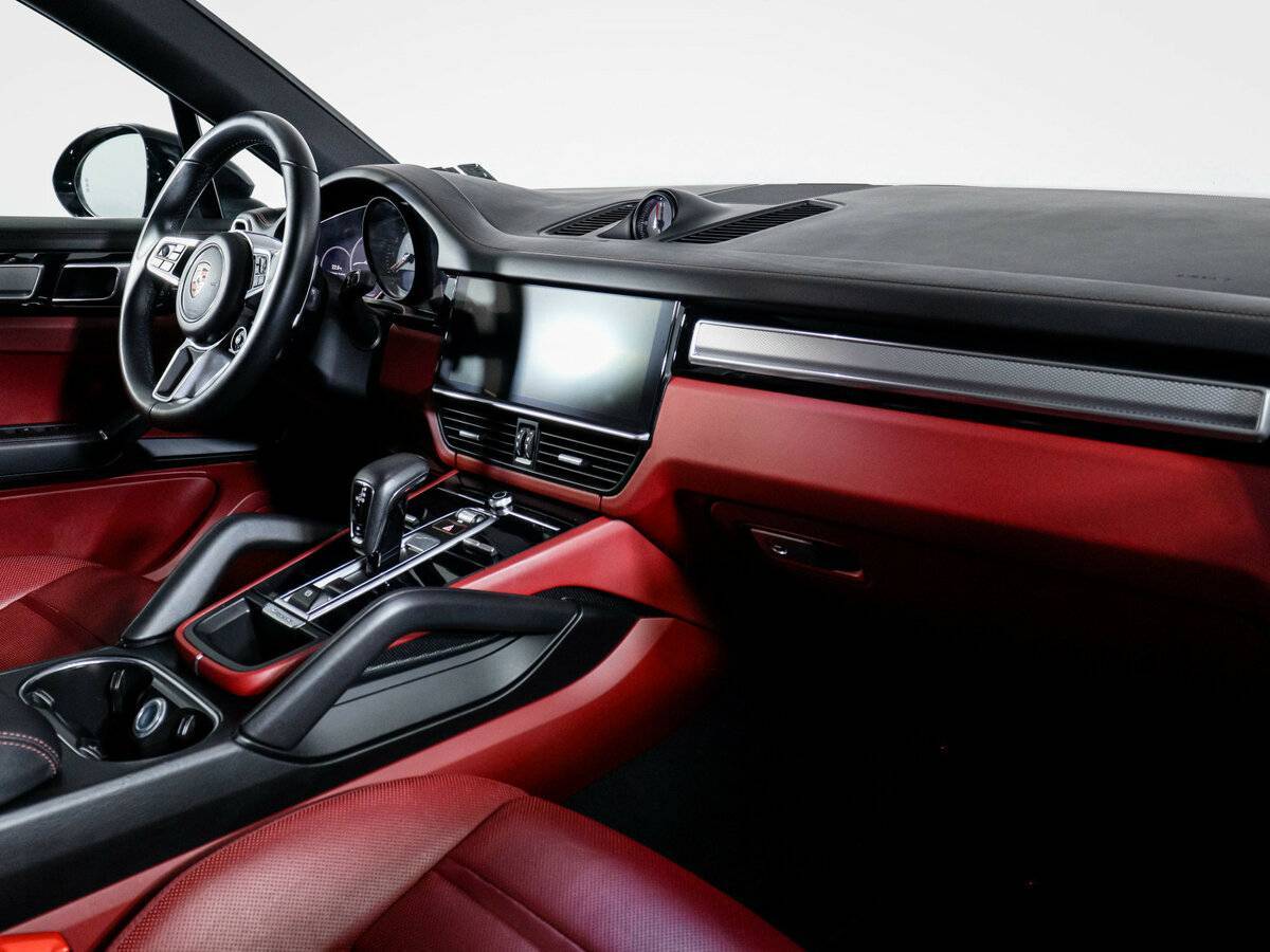 Porsche Cayenne с пробегом — 2022 год. Фото: #8