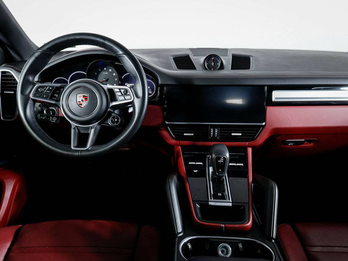 Porsche Cayenne с пробегом — 2022 год. Фото: #11