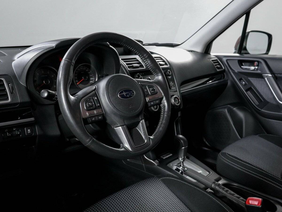 Subaru Forester с пробегом — 2016 год. Фото: #13