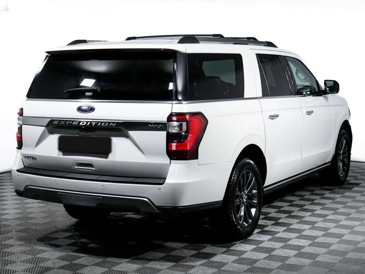 Ford Expedition с пробегом — 2021 год. Фото: #4