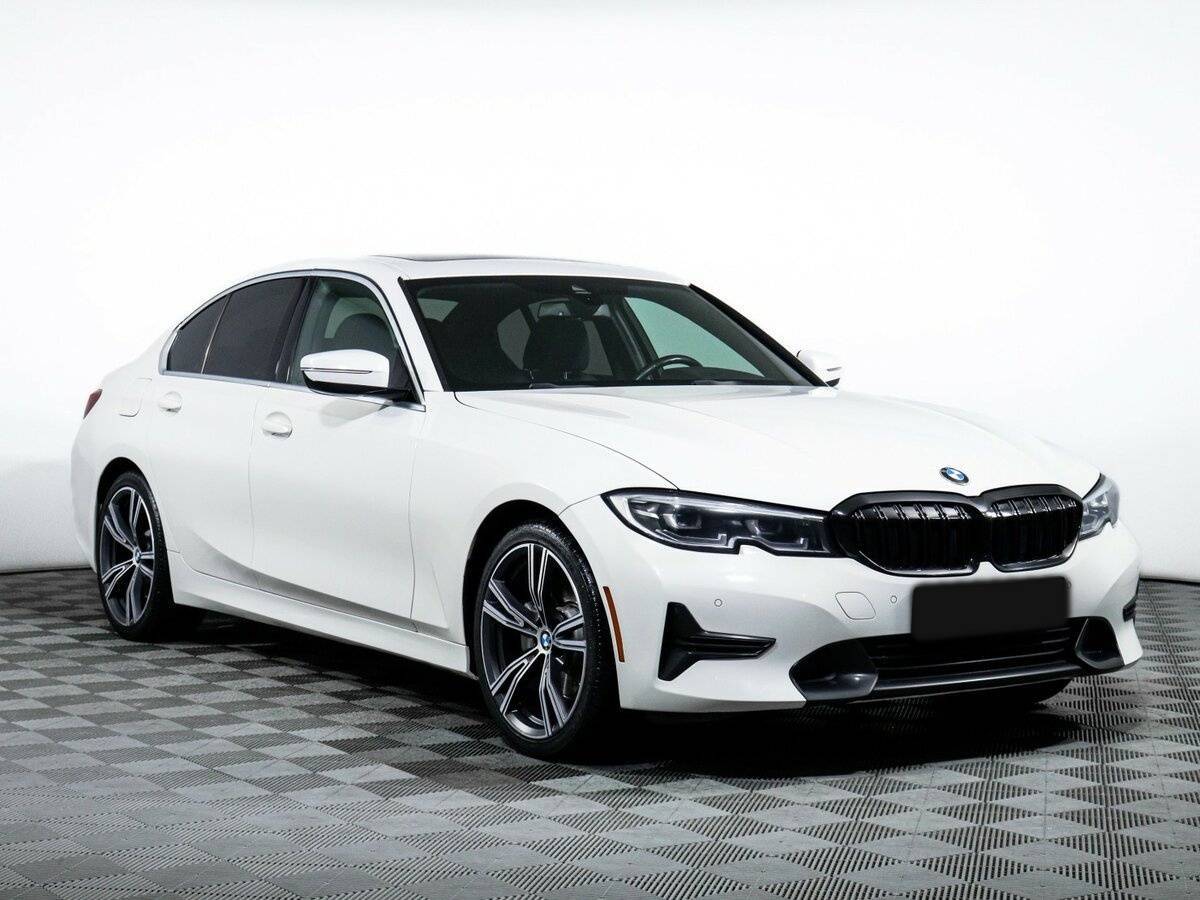 BMW 3 серии с пробегом — 2020 год. Фото: #2