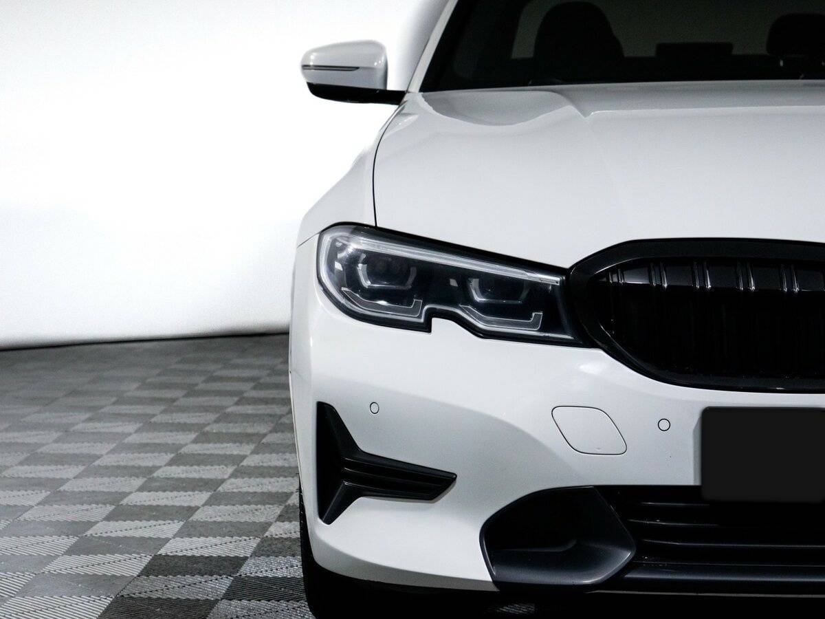 BMW 3 серии с пробегом — 2020 год. Фото: #17