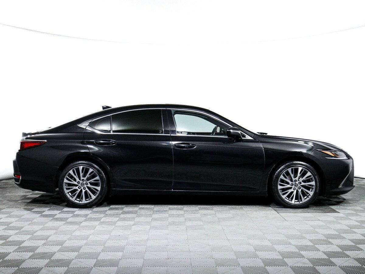 Lexus ES с пробегом — 2019 год. Фото: #3