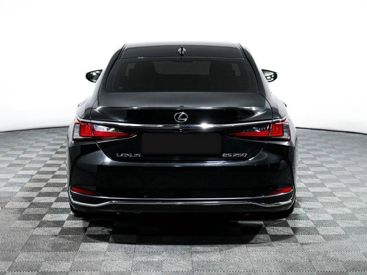 Lexus ES с пробегом — 2019 год. Фото: #5