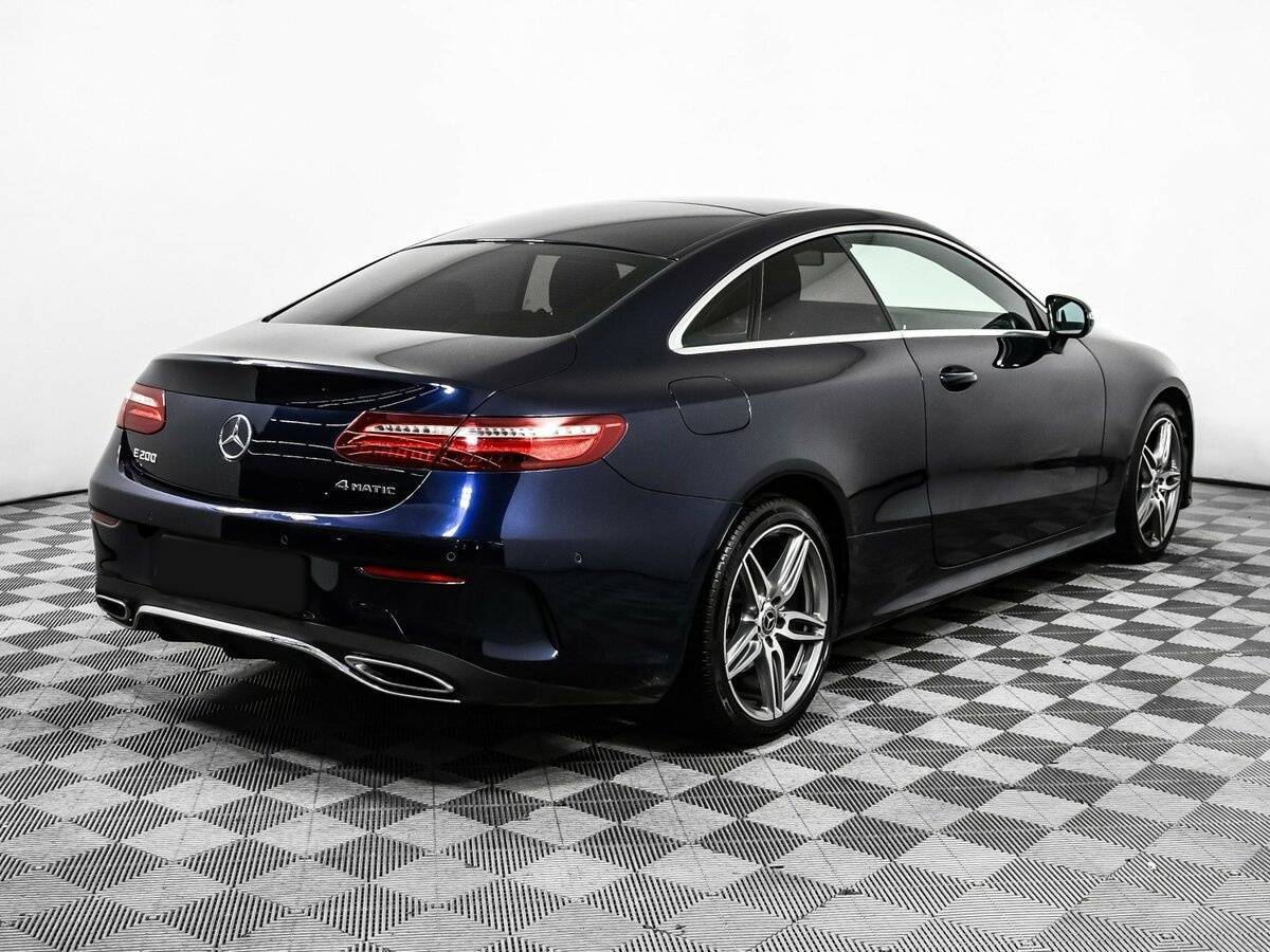 Mercedes-Benz E-Класс с пробегом — 2017 год. Фото: #4