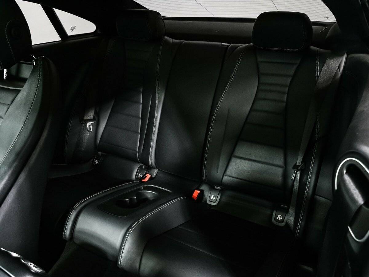 Mercedes-Benz E-Класс с пробегом — 2017 год. Фото: #11