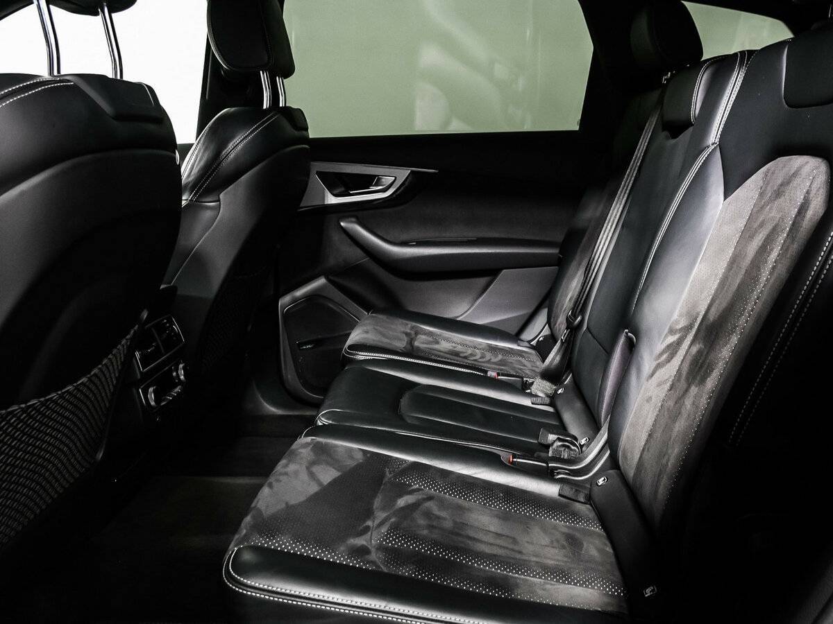 Audi Q7 с пробегом — 2015 год. Фото: #11