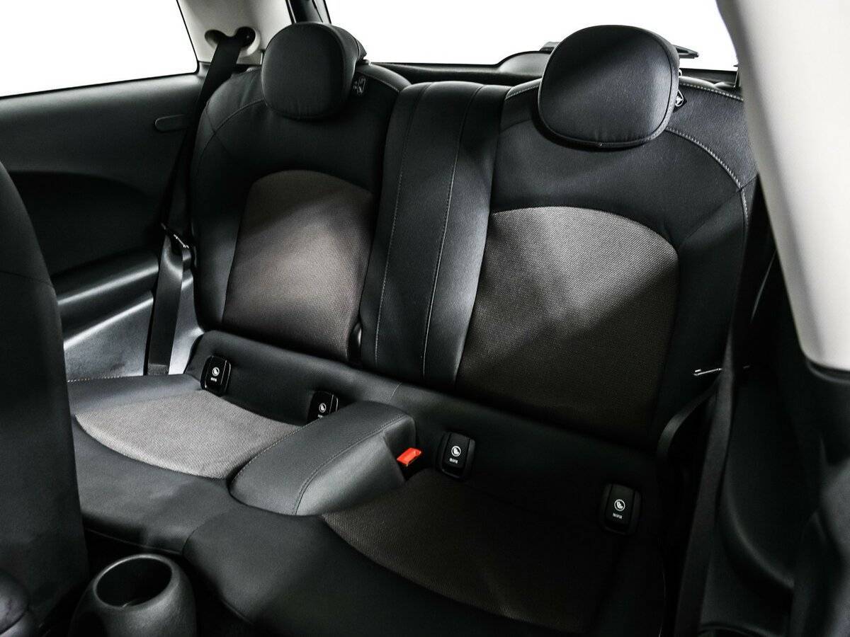 Mini Hatch с пробегом — 2018 год. Фото: #11