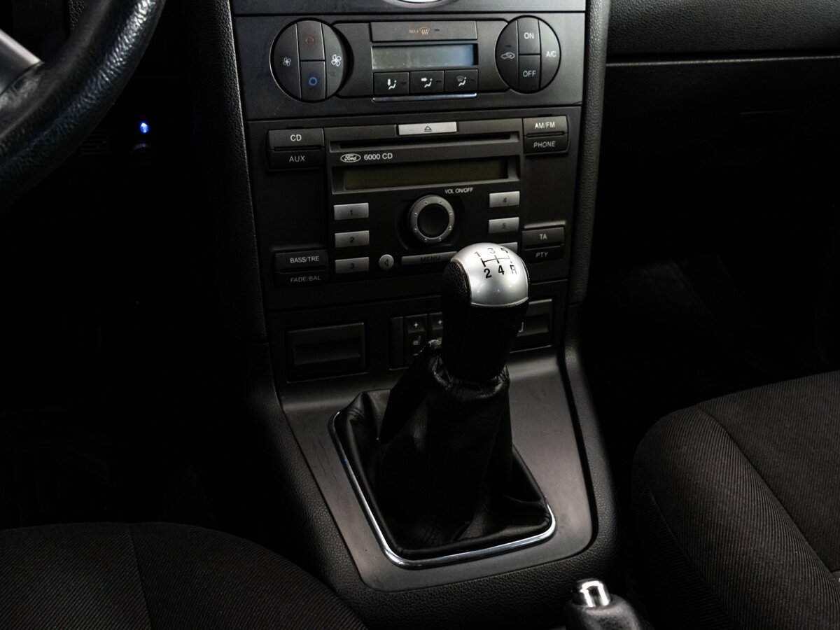 Ford Mondeo с пробегом — 2006 год. Фото: #11