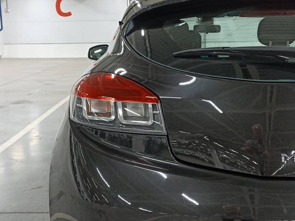 Renault Megane с пробегом — 2009 год. Фото: #8