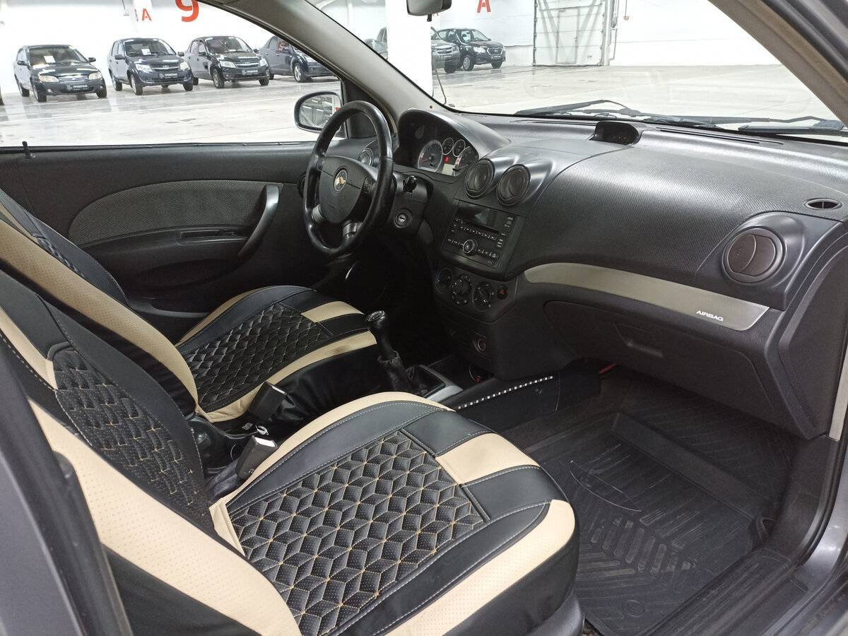 Chevrolet Aveo с пробегом — 2008 год. Фото: #10