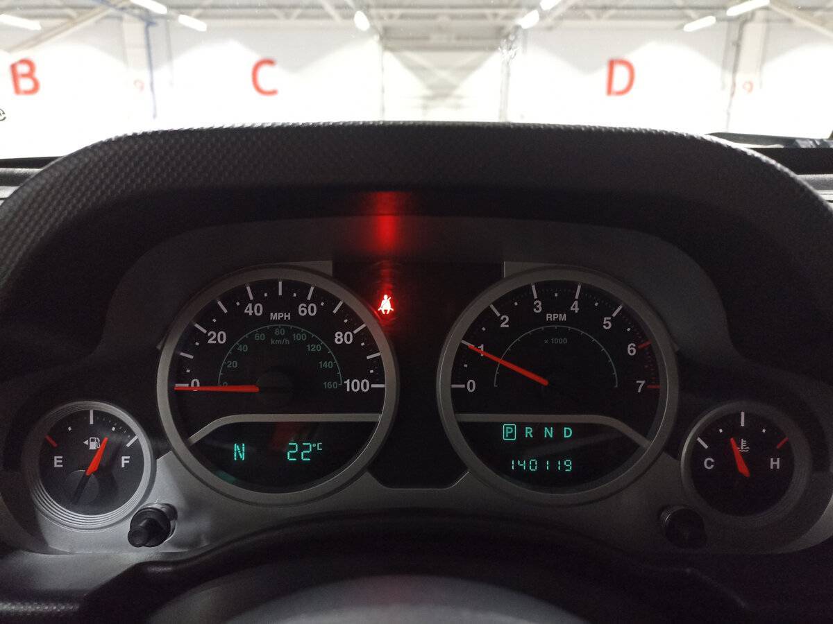 Jeep Wrangler с пробегом — 2008 год. Фото: #12