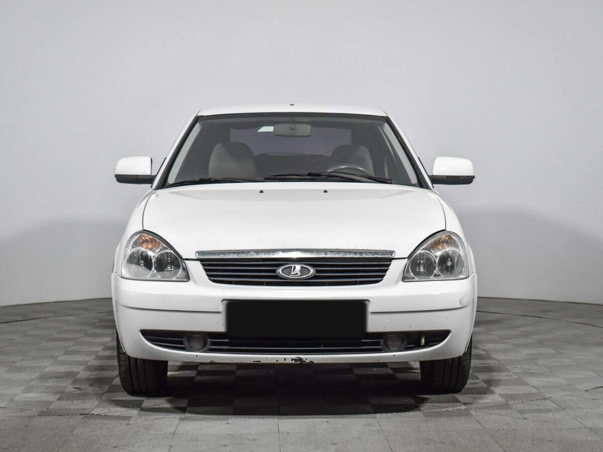 Lada (ВАЗ) Priora с пробегом — 2011 год. Фото: #1