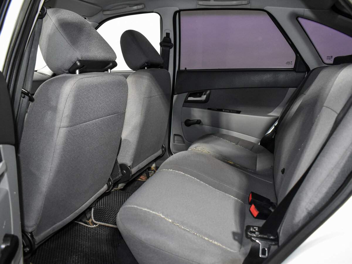 Lada (ВАЗ) Priora с пробегом — 2011 год. Фото: #17